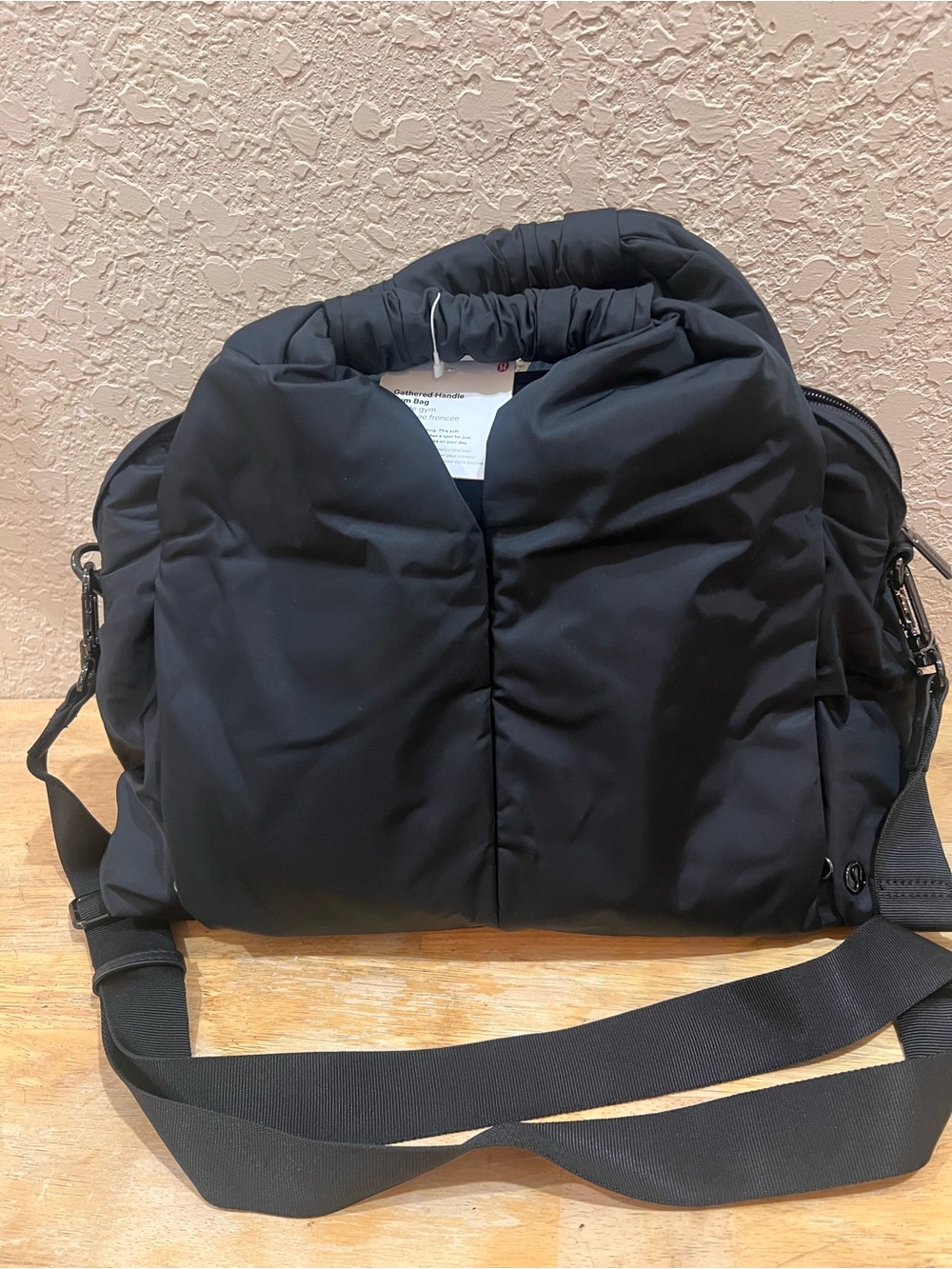 lululemon athletica Gathered Handle gym Black Padded Shoulder Bag 14L